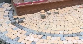 Укладка плитки на крыльцо в Черемхове по цене от 834 руб. за м² | ТротуарнаяПлитка