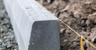 Установка бордюров для тротуарной плитки в Черемхове - цена от 834 руб.