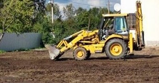 Выравнивание рельефа в Черемхове в октябре